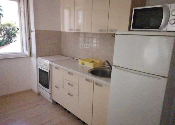 Modern In A Superb Location Апартаменты *