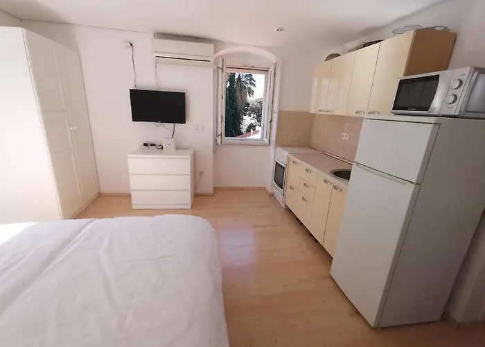 Modern In A Superb Location Апартаменты Сплит